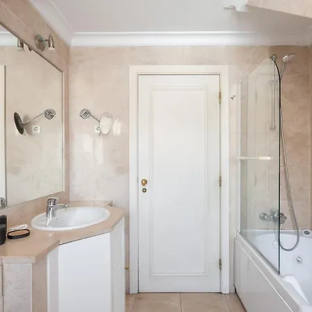 Flh Chic Chiado Exotic Spacious Residence Lisbon Exterior photo