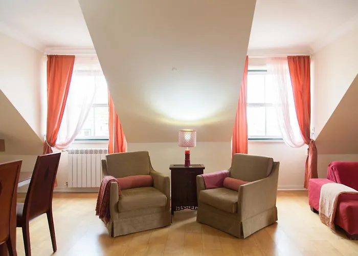 Flh Chic Chiado Exotic Spacious Residence