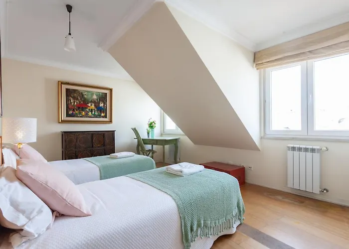 Flh Chic Chiado Exotic Spacious Residence