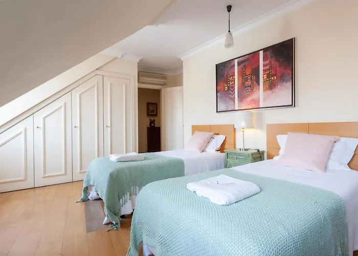 Flh Chic Chiado Exotic Spacious Residence