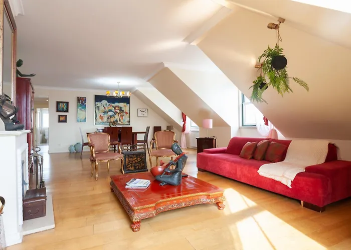 Flh Chic Chiado Exotic Spacious Residence